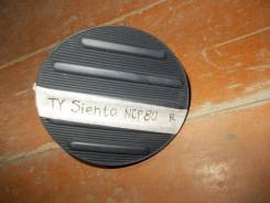 Заглушка бампера. Toyota Sienta, NCP81, NCP81G, NCP85, NCP85G Двигатель 1NZFE