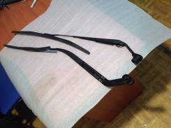 Крышка стеклоочистителя. Mitsubishi Outlander, GF2W, GF3W, GF4W, GF7W, GG2W Двигатели: 4B11, 4B12, 6B31