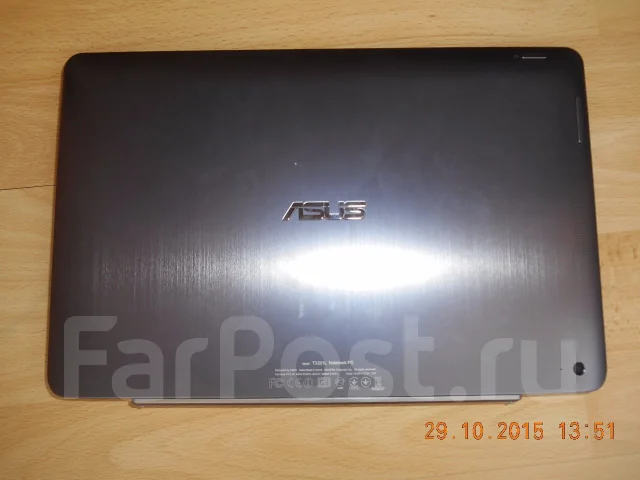 Asus Transformer Book. 11.6", 2,6����, ��� 4 ��, ���� 500���, WiFi: 1, Bluetooth: 1, ����������� �� 10��. ����