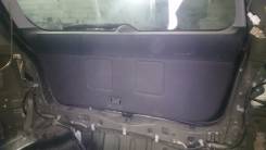 Накладка на дверь багажника. Toyota Avensis, AZT255W, AZT250W, AZT251W