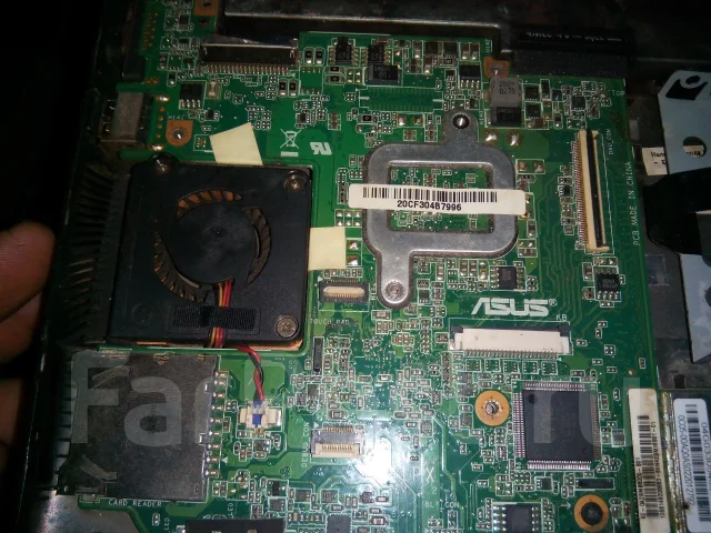 Asus Eee PC 1001PX ����