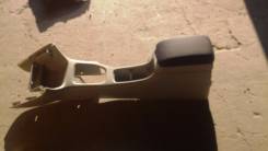Подлокотник. Toyota Caldina, ST215, AT211G, ST210G, ST215G, ST215W, ST210