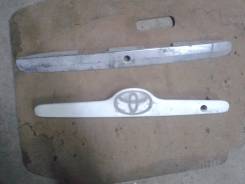 Накладка крышки багажника. Toyota Corolla, NZE121, AZT240 Toyota Allion, AZT240