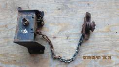Крепление запасного колеса. Nissan Atlas, PF22, WF22, EGF22, BF22, PGF22, UF22, TF22, WGF22, YF22, AGF22, AF22, EF22, AMF22 Двигатели: SD23, NA16S, NA...