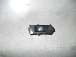 Кнопка стеклоподъемника. Toyota Corolla, ZZE122, NZE121 Toyota Corolla Fielder, NZE124, ZZE124, ZZE123, ZZE122, CE121, NZE120, NZE121 Toyota Allex, NZ...