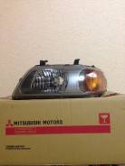Фара. Mitsubishi Nativa Mitsubishi Pajero, K90 Mitsubishi Montero Sport, K90