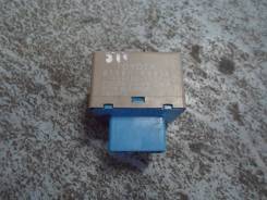 Реле поворота. Toyota: Corolla, Yaris, Corolla Rumion, RAV4, Spade, Hiace, Matrix, Vitz, Ractis, Wish, Auris, Corolla Fielder, Corolla Axio, Prius, Sc...