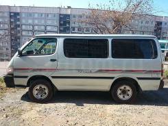 Toyota Hiace. С водителем