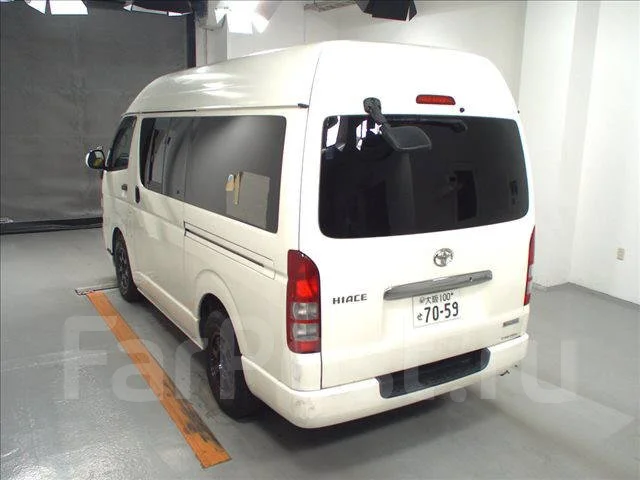Toyota Hiace Van. TRH200. ��� ����� �� ���������� ����