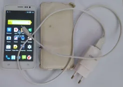 DEXP Ixion ES. �/� ����