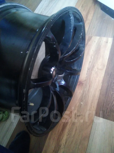Rial Flair. x9.5", 5x114.3 ����