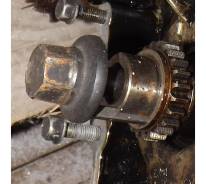 Болт коленвала. Ford Laser, BF3VF, BF5VF, BF6MF, BF7VF, BG3PF, BG5PF, BG6PF, BG6RF, BG7PF, BG8PF, BG8RF, BHA3PF, BHA5PF, BHA5SF, BHA6RF, BHA7PF, BHA7R...