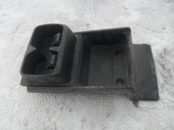 Подстаканник. Toyota Wish, ANE11, ANE10, ZNE10, ZNE14, ZNE14G, ZNE10G, ANE10G, ANE11W