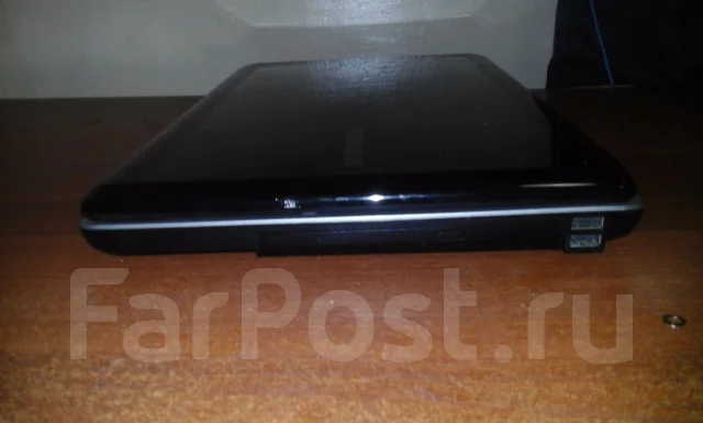 Samsung RV508. 2,3����, ��� 3072 ��, ���� 300���, WiFi: 1, Bluetooth: 1, ����������� �� 2��. ����