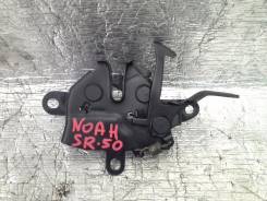 Замок капота. Toyota Town Ace Noah, SR50G Двигатель 3SFE