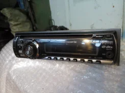Pioneer Carrozzeria DVH-P560 ����