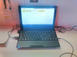 eMachines 355-131G16ikk. 10.1", 1 660,0����, ��� 2048 ��, ���� 160 ��, WiFi, ����������� �� 4 �.