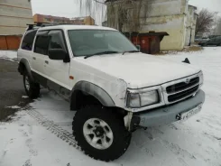 Mazda Proceed Marvie. UVL6R, WLT ����
