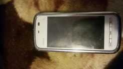 Nokia 5230. �/�
