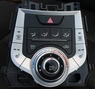 Блок управления климат-контролем. Hyundai Elantra, MD