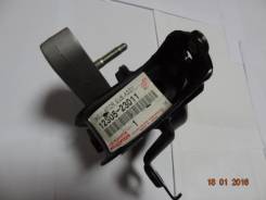 Подушка двигателя. Toyota Vitz, SCP10 Toyota Yaris, SCP10 Toyota Echo, SCP10 Toyota Platz, SCP11 Двигатель 1SZFE