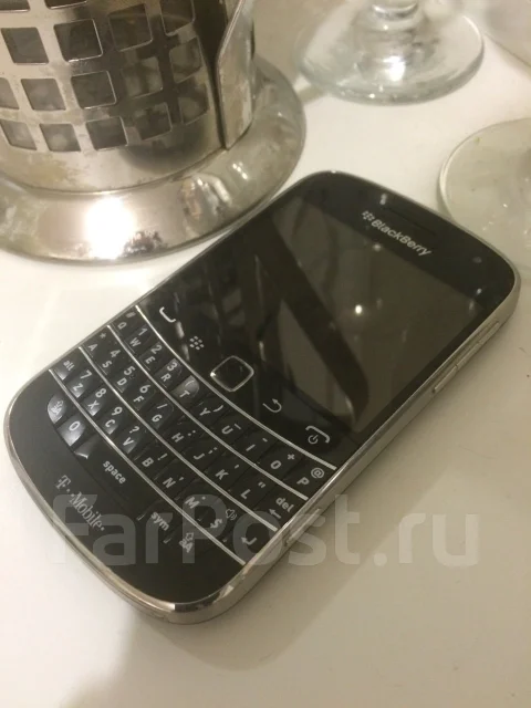 BlackBerry Bold 9900 ����