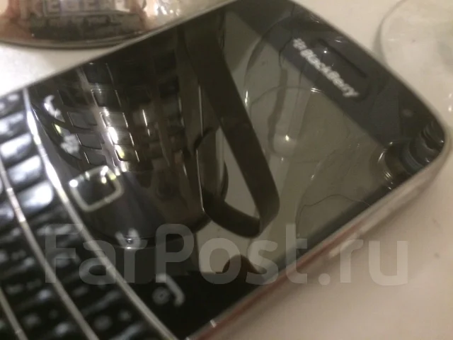 BlackBerry Bold 9900 ����