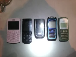 Nokia 7500 Prism. �/� ����