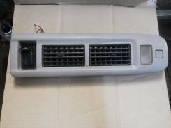 Решетка вентиляционная. Toyota Hiace Regius, RCH47W