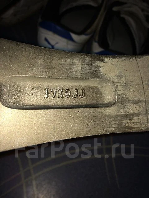 Work Emotion XT7. 9.0x17", 5x114.3 ����
