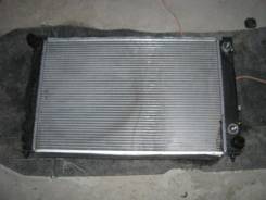 Радиатор охлаждения двигателя. Volkswagen Passat Audi A4, B5 Audi A6 Skoda Superb