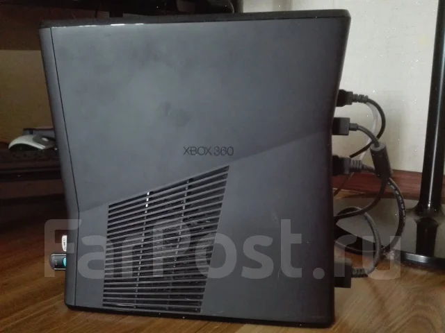Microsoft Xbox 360 Slim 320Gb ����