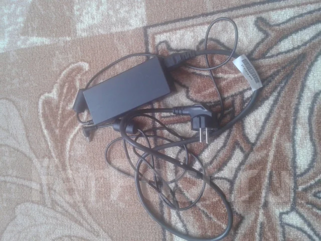 Asus K40AB. 14", 2,1����, ��� 2048 ��, ���� 250���, WiFi: 1, ����������� �� 1��. ����