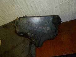 Корпус воздушного фильтра. Toyota Camry, SV30