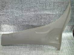 Накладка на стойку. Nissan Liberty, PNM12, RM12, RNM12, PM12 Nissan Prairie, PM12, RM12, RNM12, PNM12 Двигатели: SR20DE, QR20DE, SR20DET