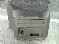 Консоль панели приборов. Nissan Liberty, PNM12, RM12, RNM12, PM12 Nissan Prairie, PM12, RM12, RNM12, PNM12 Двигатели: SR20DE, QR20DE, SR20DET