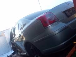 Toyota Avensis. 250