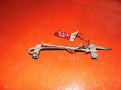 Крепление аккумулятора. Toyota Hiace, YH56V, LH60B, YH53V, LH61B, LH50V, LH51V, YH60B, YH61B, YH51V, YH50V, YH63B, YH53, YH63, YH61, LH71B, LH70B, LH5...