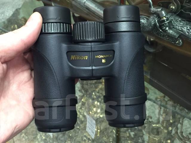 Nikon monarch best sale 7 8x30 binoculars