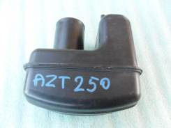 Резонатор воздушного фильтра. Toyota Avensis, AZT255, AZT250, AZT250W, AZT250L Двигатели: 1AZFE, 1AZFSE