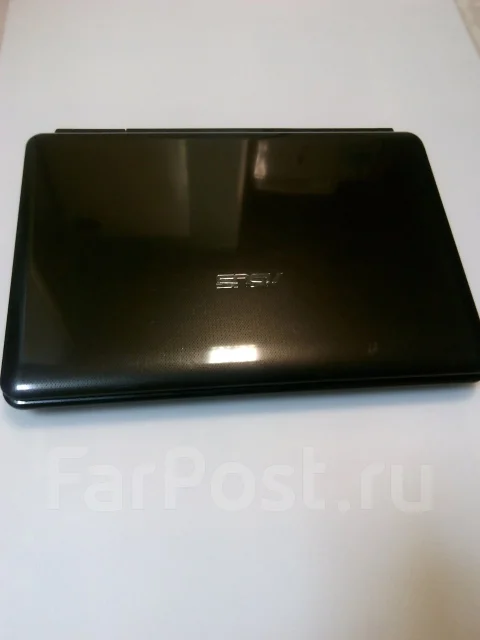 Asus K40IN. 14.1", 2����, ��� 2048 ��, ���� 250���, WiFi: 1, ����������� �� 1��. ����