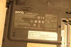 BenQ Joybook. 14", 1,8����, ��� 256 �� � ������ ����
