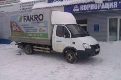 Грузовики.