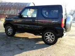 Sakura Wheels. 5.5x16, 5x139.70, ET20, ЦО 110,0 мм.