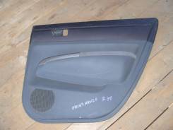 Обшивка двери. Toyota Prius, NHW20
