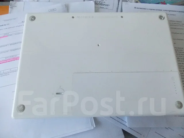 Apple MacBook 13. 13.3", 2,4����, ��� 2048 ��, ���� 320���, WiFi: 1, Bluetooth: 1, ����������� �� 6��. ����