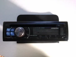 Alpine CDE-100EUB ����