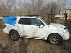 Toyota Sequoia. 2UZFE ����
