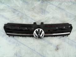 Решетка радиатора. Volkswagen Golf