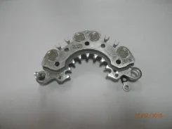 ������� ���� Nissan Terrano, LR50 Nissan Almera, N16 232300W003, 23230-0W002, 23230-0W001 ����